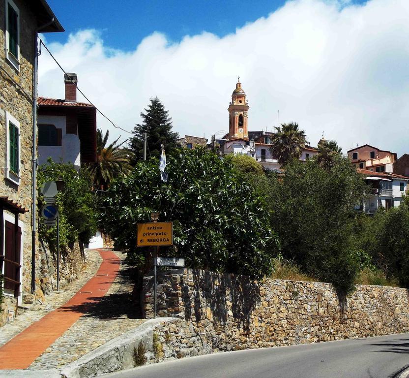 B&B L'Intrigante Seborga Exterior photo