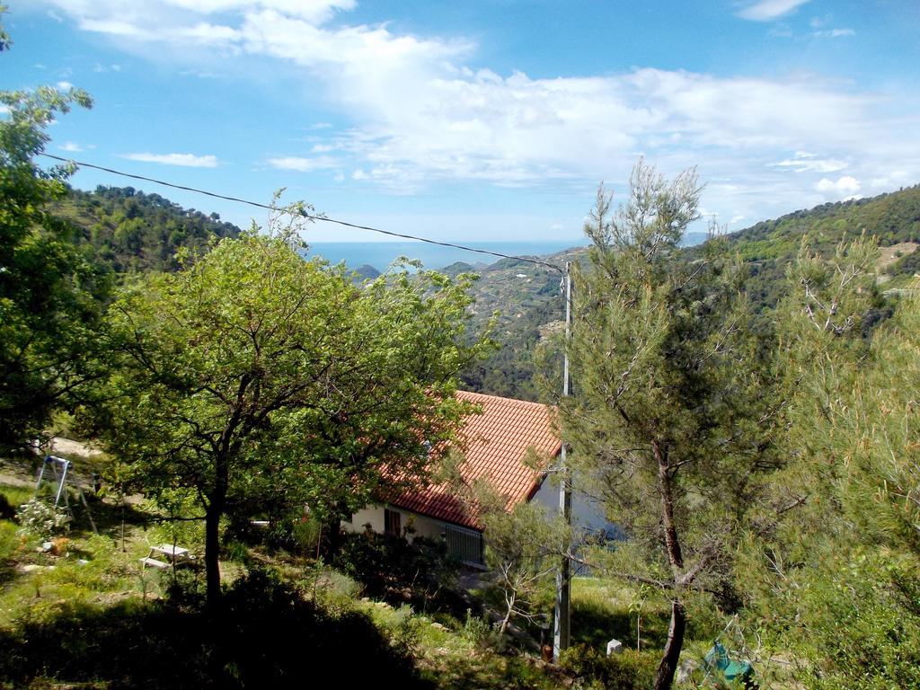 B&B L'Intrigante Seborga Exterior photo